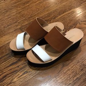 Chinese Laundry Ollie Wedges
